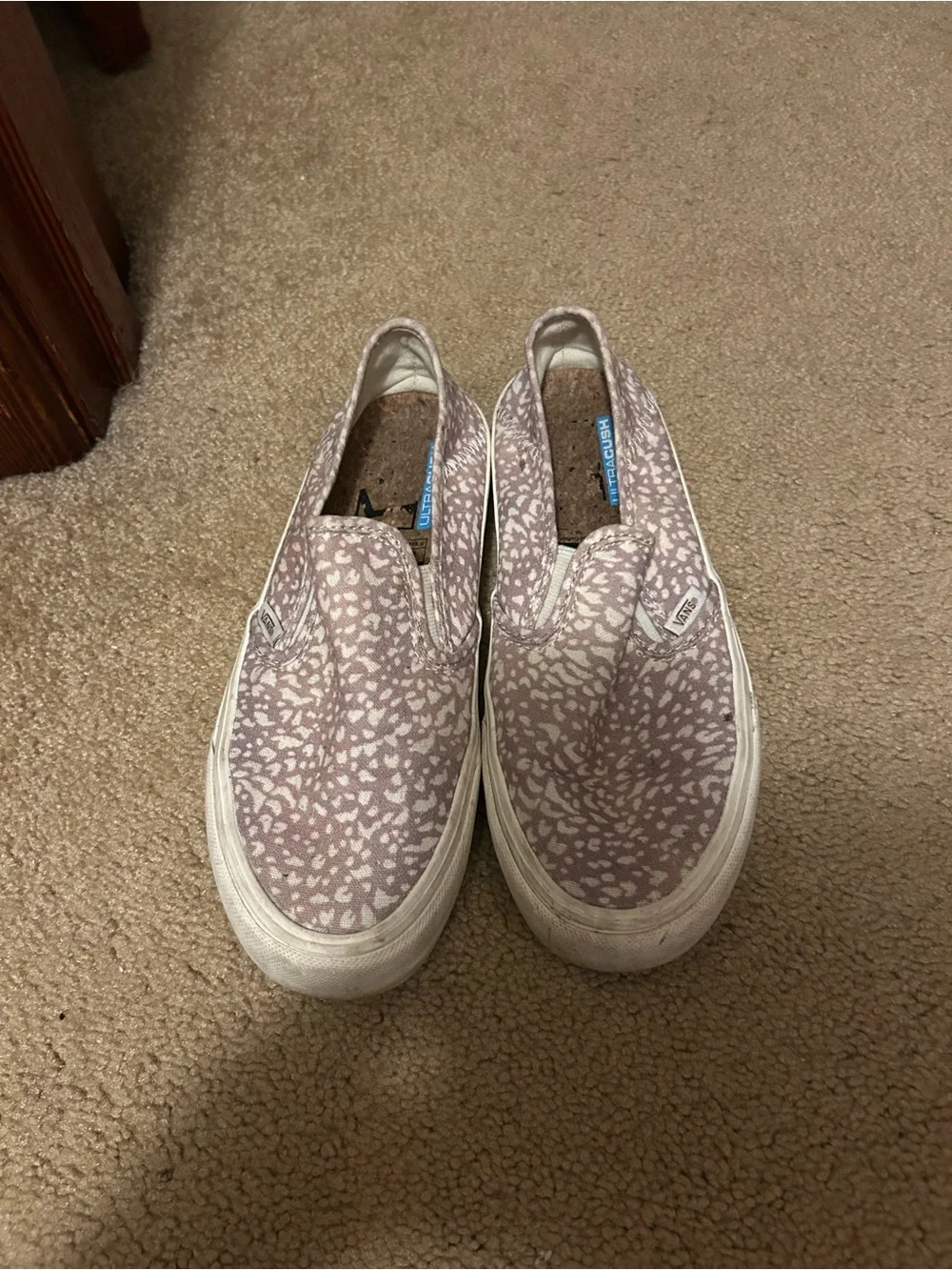 Vans Kids Slip-On Sneakers in Dusty Pink Speckle